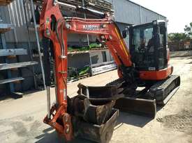 2017 KUBOTA U55-4 EXCAVATOR WITH A/C CABIN AND HYDRAULIC ANGLE DOZER BLADE. 1400 HOURS. - picture2' - Click to enlarge