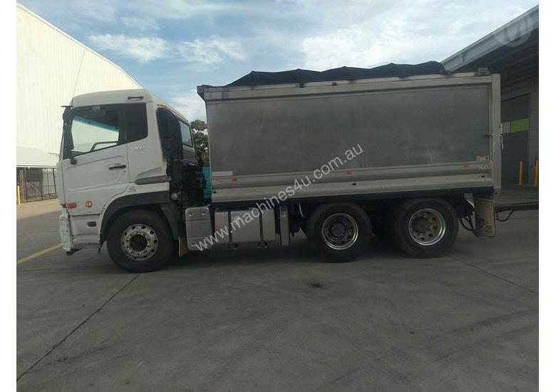 caption UD GW 470