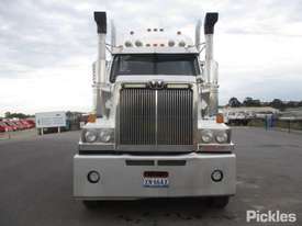 2012 Western Star 4800FX Constellation - picture1' - Click to enlarge