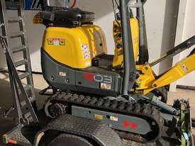 WACKER NEUSON 803 PACKAGE - picture1' - Click to enlarge