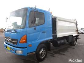 2003 Hino FD1J Ranger - picture2' - Click to enlarge