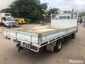 2001 Mitsubishi Canter 500/600 - picture1' - Click to enlarge