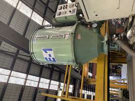 Injection moulding machine  - picture1' - Click to enlarge