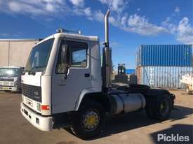 1994 Volvo FL10 - picture2' - Click to enlarge