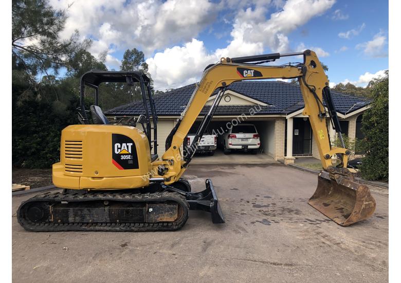 Used 2015 Caterpillar 305E2 Excavator in , Listed on Machines4u