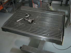 Stainless Volumetric Depositor Feeder Feeding Machine - Hunter - picture1' - Click to enlarge