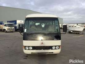 2001 Mitsubishi Rosa BE600 - picture1' - Click to enlarge