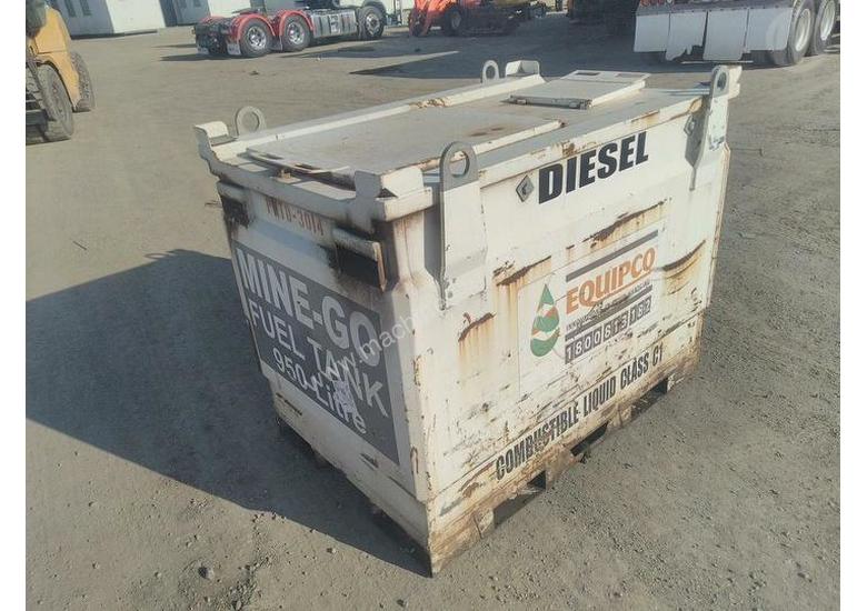 caption Custom 950litre