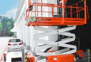 SNORKEL S2255RT ROUGH TERRAIN SCISSOR LIFT