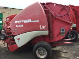 Welger RP435 Round Baler Hay/Forage Equip - picture1' - Click to enlarge
