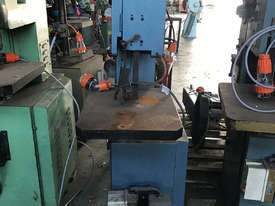 ACY LUX Bandaw  415 Volt, 1/2 HP Vertical Metal Band Saw 300A (Blue) - picture1' - Click to enlarge