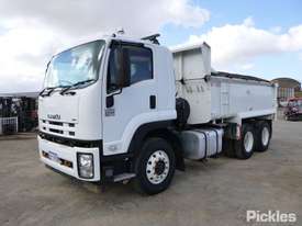 2011 Isuzu FVZ1400 - picture2' - Click to enlarge
