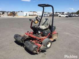 2003 Toro Greenmaster 3250-D - picture0' - Click to enlarge