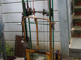 Forklift,stair trolley - picture2' - Click to enlarge