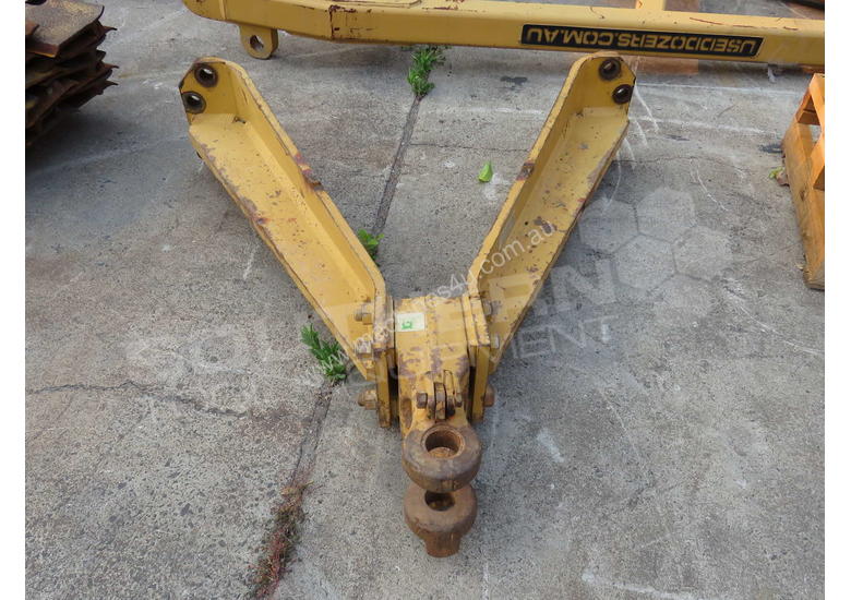 caption Drawbar suit CAT D7R Dozer DOZCATRT