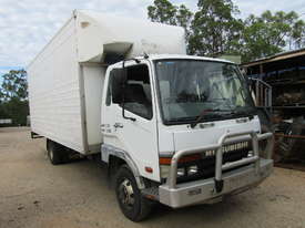 1999 Mitsubishi FK600 Wrecking Stock #1758 - picture0' - Click to enlarge