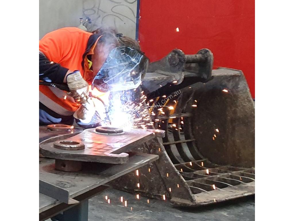 New ontrac Excavator Bucket Repair Services Crushing & Screening in