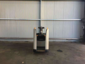 Crown WT3000 Pallet Truck Forklift - picture2' - Click to enlarge