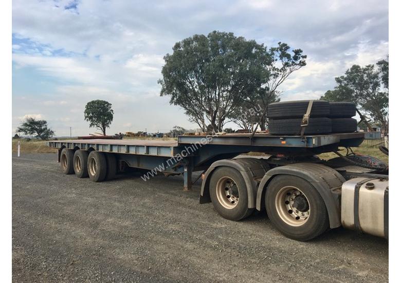 caption HOWARD PORTER step deck tipper trailer