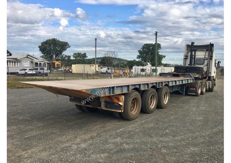 caption HOWARD PORTER step deck tipper trailer