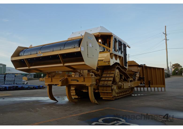 caption CAT D6 ULTIMATE ATTACHMENT FITOUT