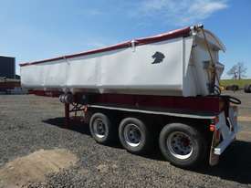 Tristar ST3 Tri Axle Side Tipper - picture0' - Click to enlarge