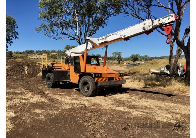 caption TEREX AT12 franna crane