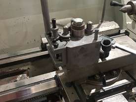 Centre Lathe Dashin Champion with Digital Readout - picture2' - Click to enlarge