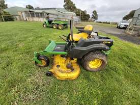 John Deere ride on mower - picture2' - Click to enlarge