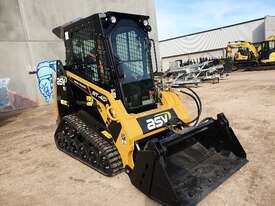 2020 ASV RT40 MINI TRACK LOADER WITH 4 IN 1 BUCKET - picture1' - Click to enlarge