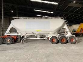 Convair ST3 Tri Axle Pnuematic Bulk Tanker Trailer - picture1' - Click to enlarge