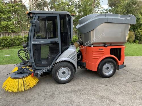 Hako 1250 Citymaster Street Sweeper - Great working condition