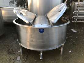 1,100ltr Single Skin Stainless Steel Tank  - picture0' - Click to enlarge