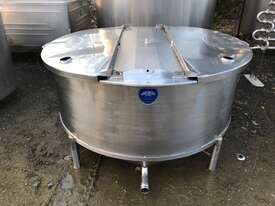 1,100ltr Single Skin Stainless Steel Tank  - picture1' - Click to enlarge