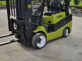 Clark C25CL 2.5T Forklift - picture0' - Click to enlarge