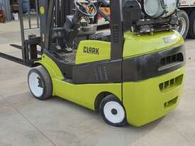 Clark C25CL 2.5T Forklift - picture0' - Click to enlarge