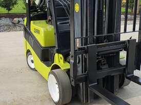 Clark C25CL 2.5T Forklift - picture2' - Click to enlarge