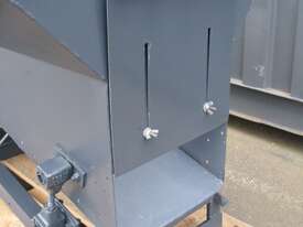 Large Vibrating Vibratory Tray Feeder - picture1' - Click to enlarge