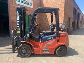 2.5 Tonne Container Mast Forklift For Sale - picture0' - Click to enlarge