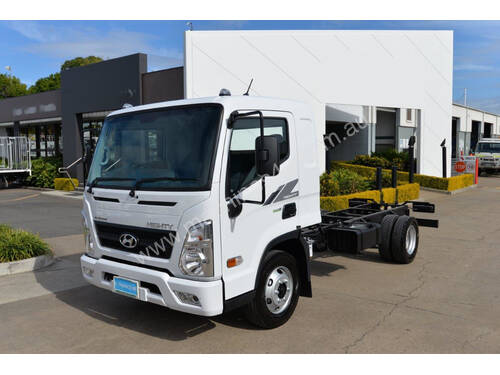 2020 HYUNDAI MIGHTY EX6 Cab Chassis Trucks