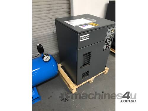 ****SOLD*****Oil free Fully featured 4kW SF4 compressor