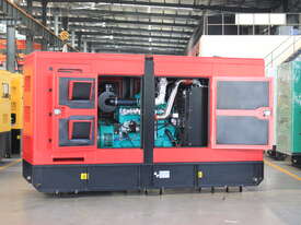 Brand New 275KVA Cummins 3 phase diesel Generator - picture0' - Click to enlarge