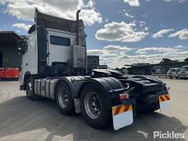 2012 Volvo FH16 - picture2' - Click to enlarge