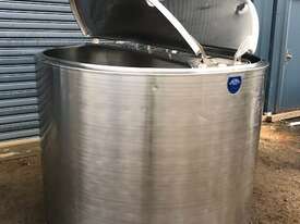 1,800ltr Jacketed Food Grade Stainless Steel Tank - picture1' - Click to enlarge