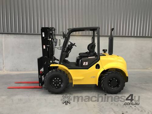 Compact Rough Terrain Forklift