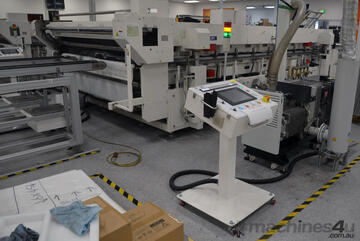 WOOIL HIGHTECH Vacuum glass Laminator system conveyor fed Solar PV Module panel MEGALAM-2246