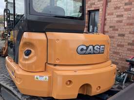 Case excavator  - picture0' - Click to enlarge