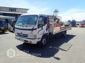 2008 HINO 916 300 4X2 TRAY TOP TRUCK - picture2' - Click to enlarge