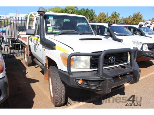 Buy Used 2011 Toyota LANDCRUISER Utes in , - Listed on Machines4u