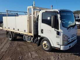 Isuzu NH NLR - picture0' - Click to enlarge